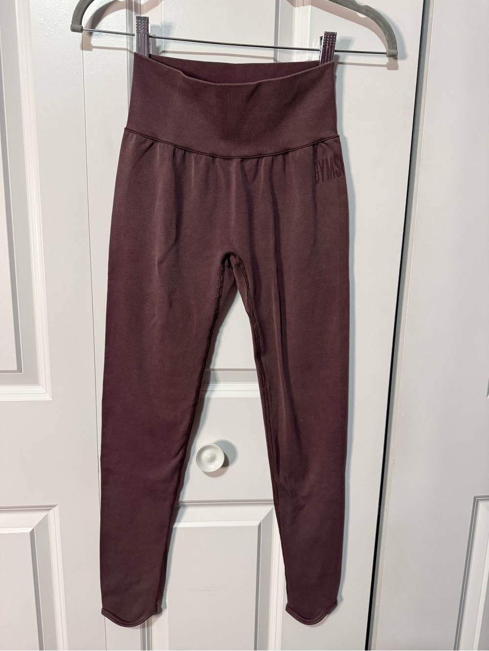 Gymshark Studio Legging - Burgundy Winter Berry Mendala - XS